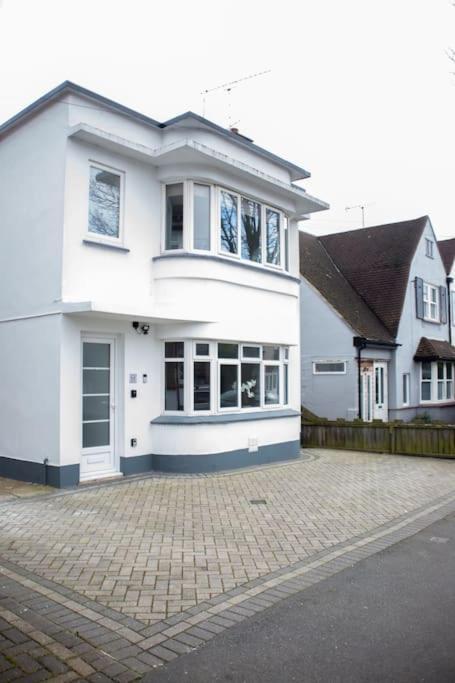 Appartement Coastal Haven In Leigh-On-Sea à Southend-on-Sea Extérieur photo