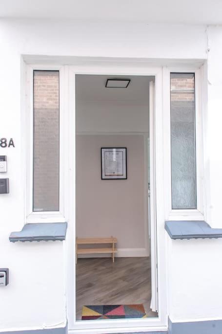 Appartement Coastal Haven In Leigh-On-Sea à Southend-on-Sea Extérieur photo